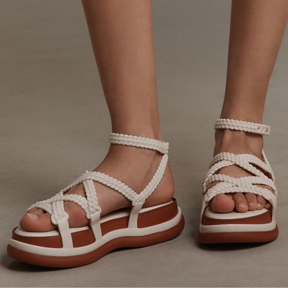 MELISSA Buzios Jelly Sandals Size 8 - Picture 1 of 13